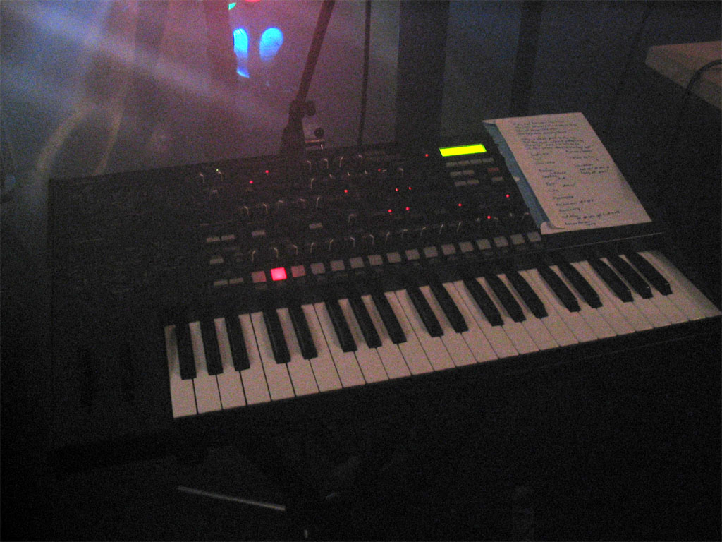 korg_ms2000_01.jpg