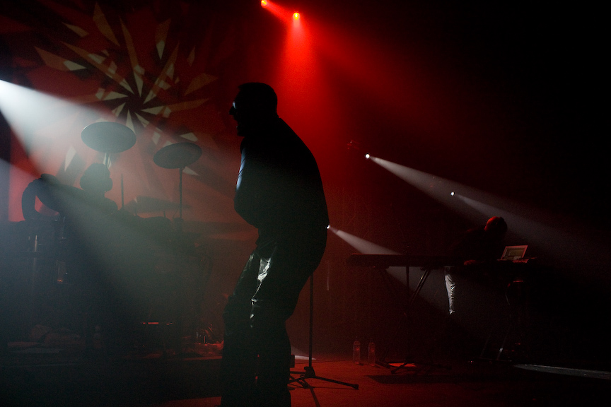 front242_05.jpg