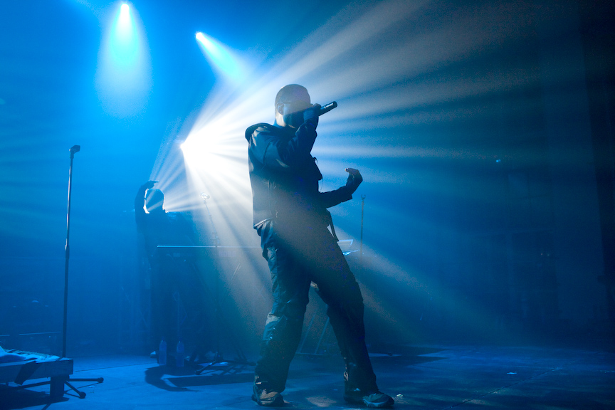 front242_09.jpg