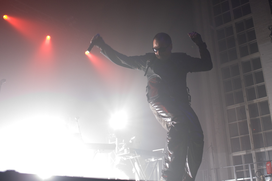 front242_17.jpg