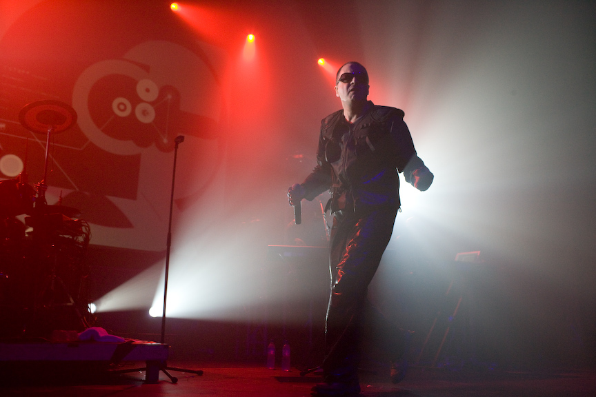 front242_18.jpg