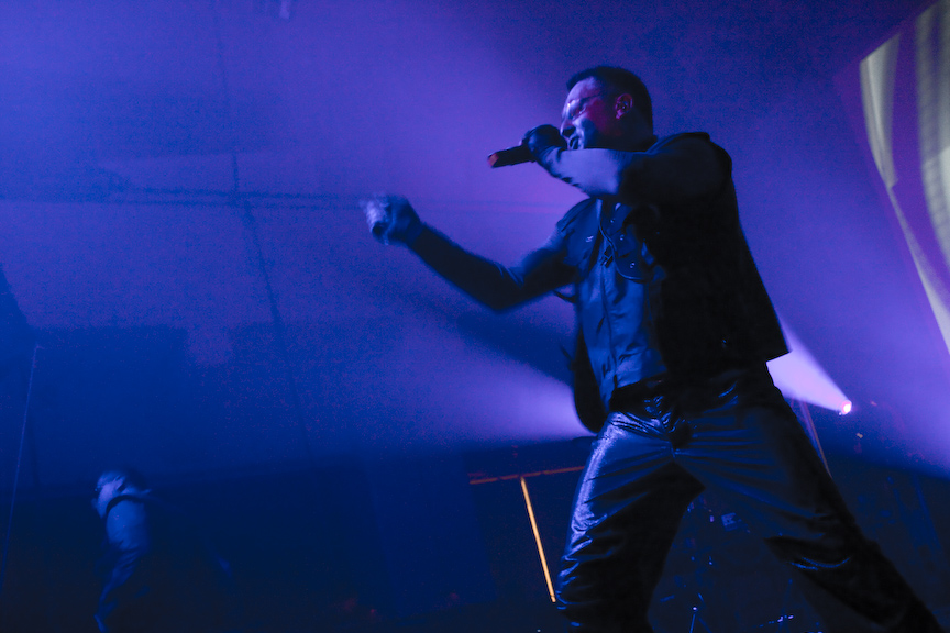 front242_21.jpg