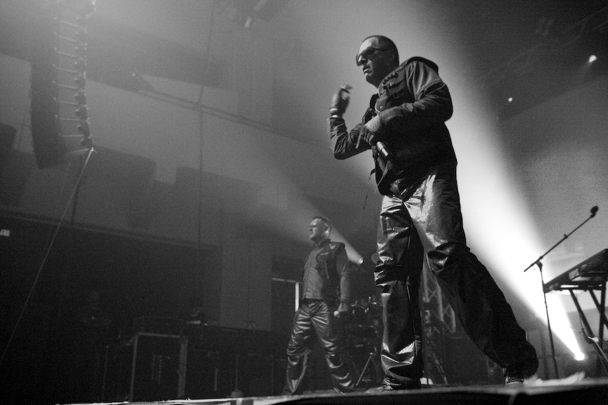 front242_24.jpg