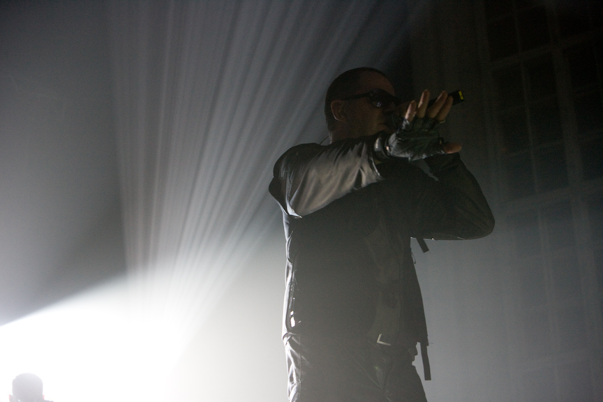 front242_46.jpg