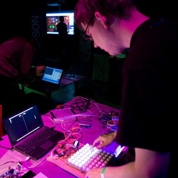 altparty2010-57.jpg